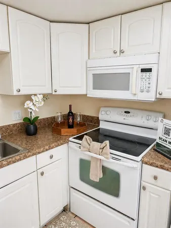 $1,200 | Undisclosed Address, Tampa, FL 33615