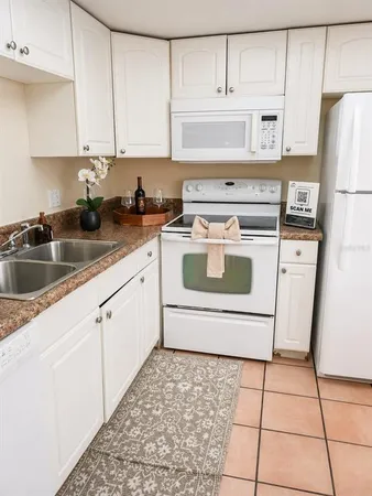 $1,200 | Undisclosed Address, Tampa, FL 33615
