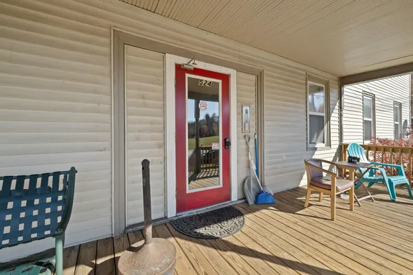 $1,425 | 524 Sunapee Street, Unit 8, Newport, NH 03773