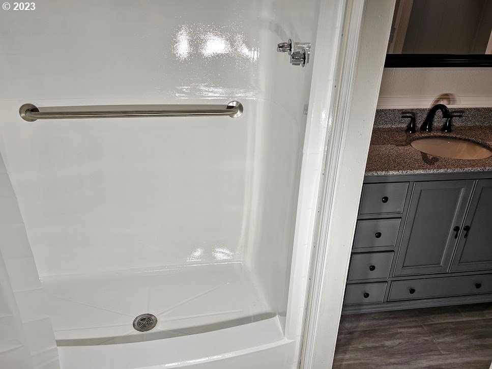 205 South 54th Street, Unit 15 Springfield, OR 97478 - Photo 14 of 20 Gallery Image 14