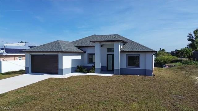 $2,199 | 1227 Southeast 3rd Avenue, Cape Coral, FL 33990