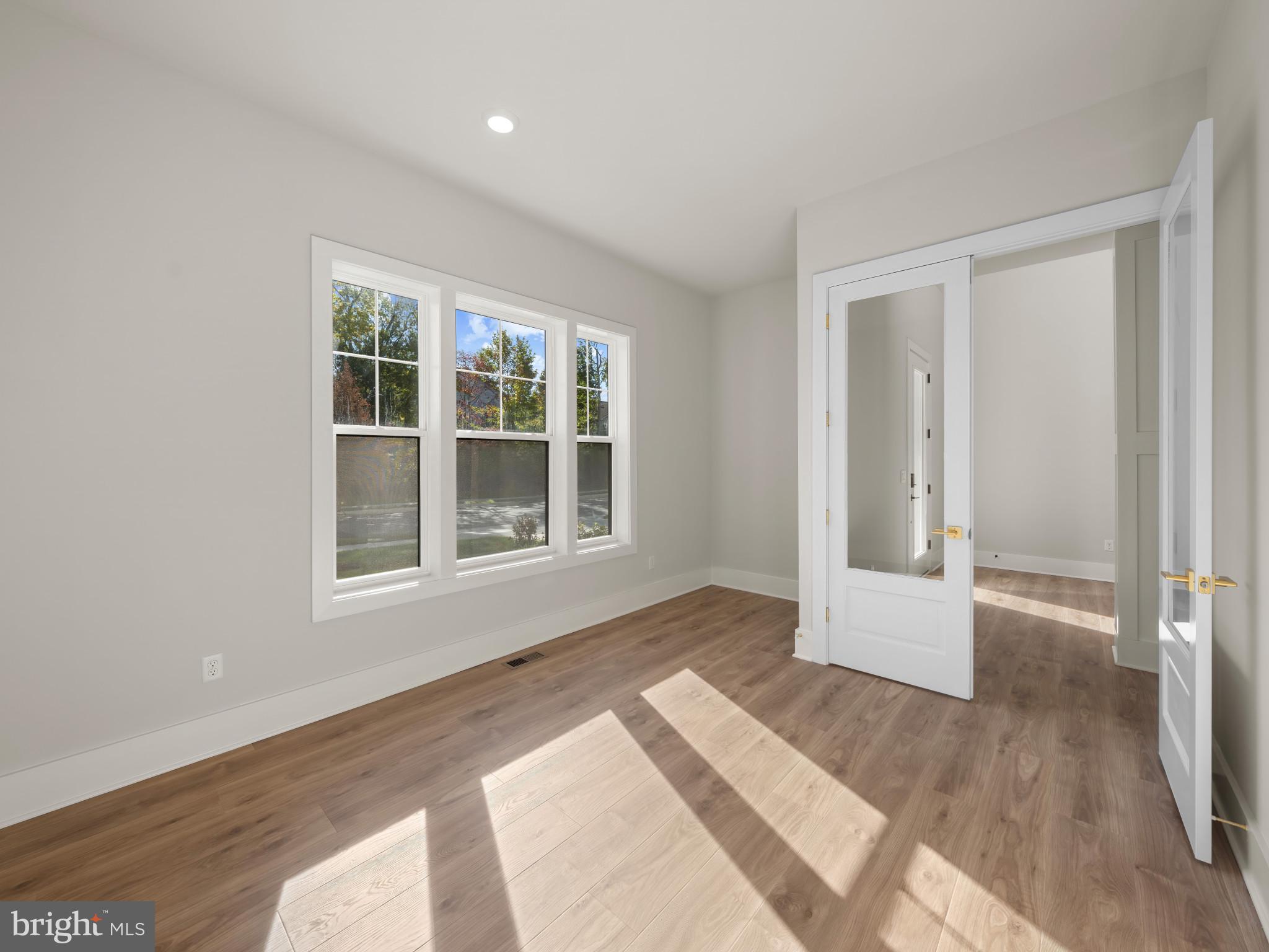 8260 Colling Ridge Court Alexandria, VA 22308 - Photo 18 of 54