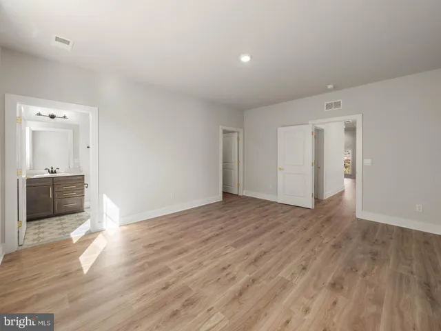 $1,699,990 | 8260 Colling Ridge Court, Alexandria, VA 22308