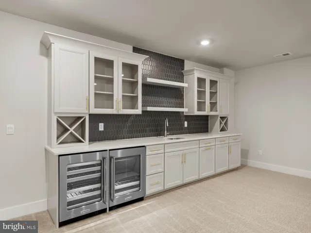 $1,699,990 | 8260 Colling Ridge Court, Alexandria, VA 22308