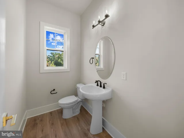 $1,699,990 | 8260 Colling Ridge Court, Alexandria, VA 22308