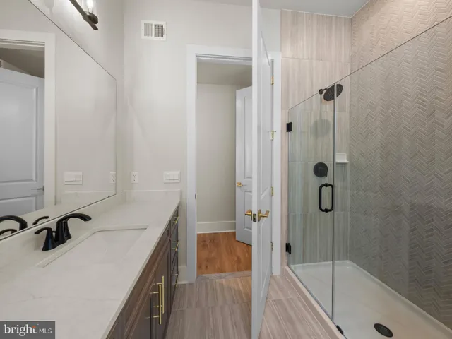 $1,699,990 | 8260 Colling Ridge Court, Alexandria, VA 22308