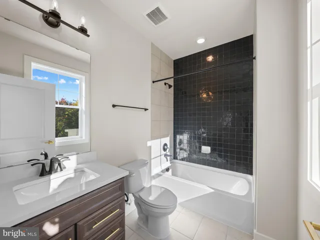 $1,699,990 | 8260 Colling Ridge Court, Alexandria, VA 22308