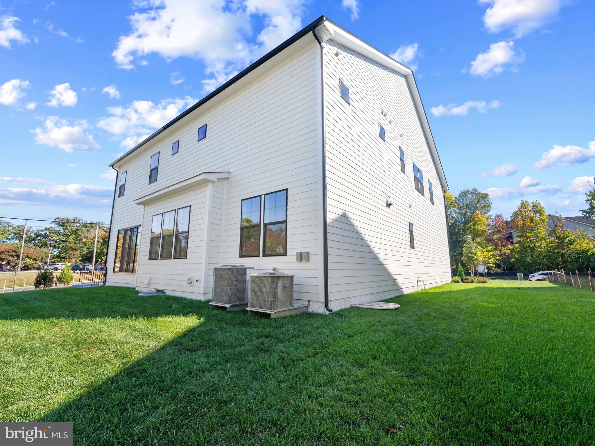 8260 Colling Ridge Court Alexandria, VA 22308 - Photo 49 of 54