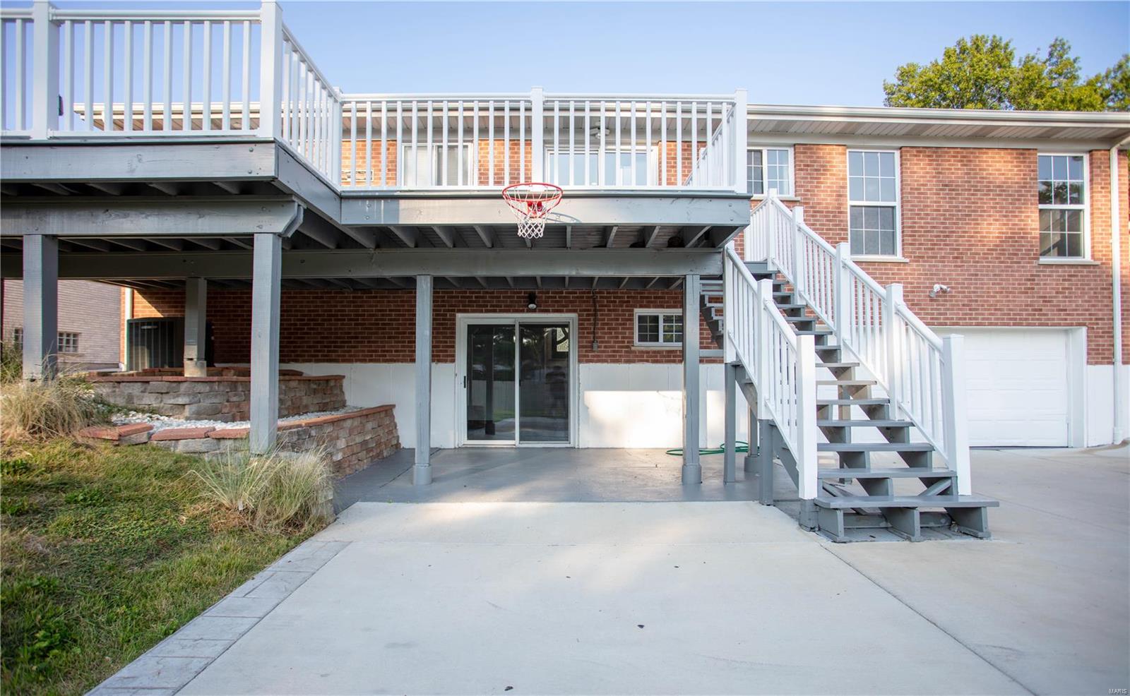 10282 Maebern Terrace St. Louis, MO 63127 - Photo 9 of 31