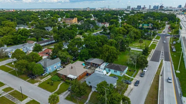 $2,700 | 701 East Adalee Street, Tampa, FL 33603