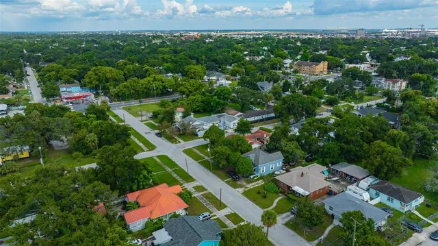 $2,700 | 701 East Adalee Street, Tampa, FL 33603