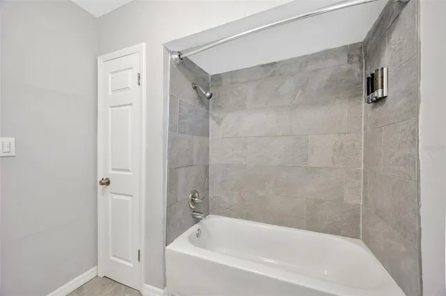 $2,700 | 701 East Adalee Street, Tampa, FL 33603