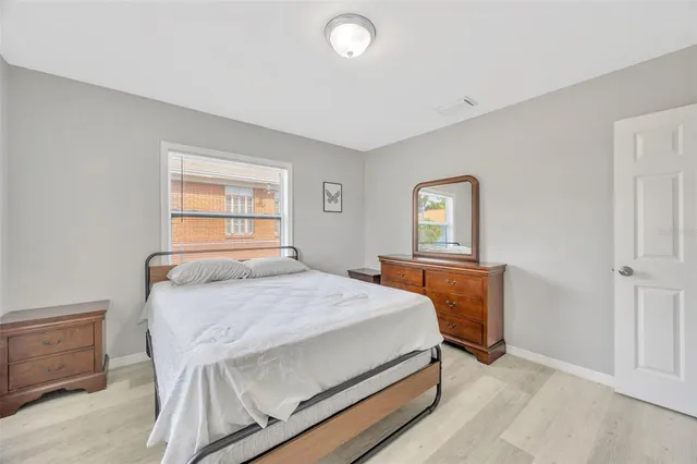 $2,700 | 701 East Adalee Street, Tampa, FL 33603