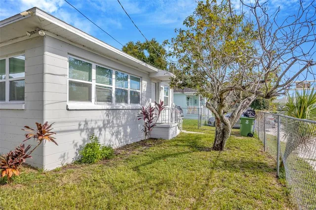 $2,700 | 701 East Adalee Street, Tampa, FL 33603