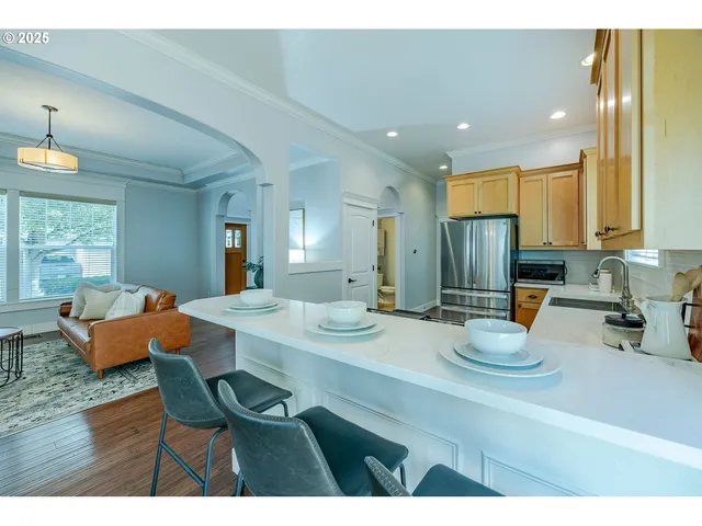 $519,000 | 2484 Crowther Drive, Eugene, OR 97404