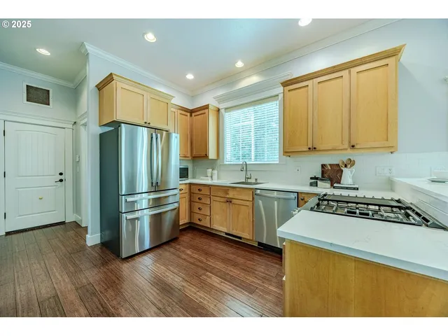 $519,000 | 2484 Crowther Drive, Eugene, OR 97404