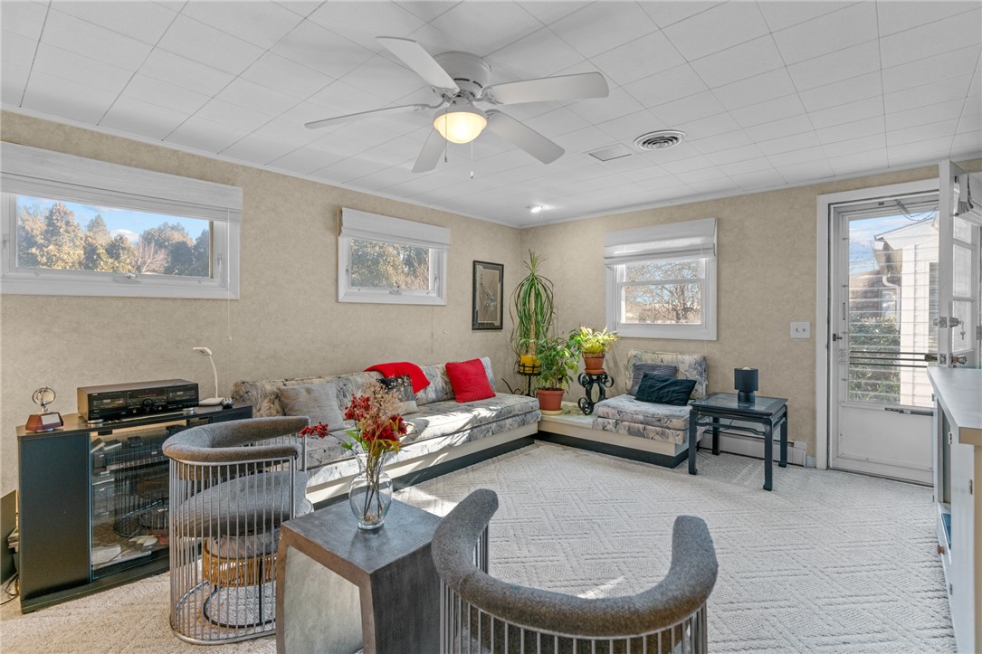 55 Sheffield Road Cranston, RI 02920 - Photo 15 of 39
