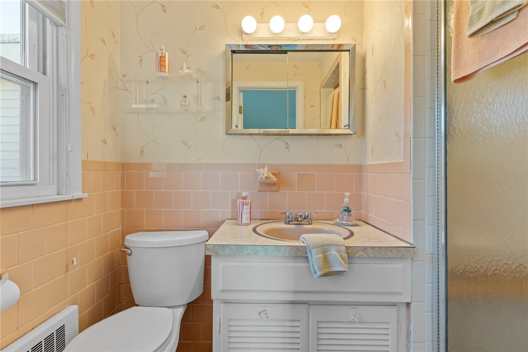 55 Sheffield Road Cranston, RI 02920 - Photo 24 of 39