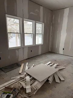 $160,000 | 2115 South I Street, Elwood, IN 46036