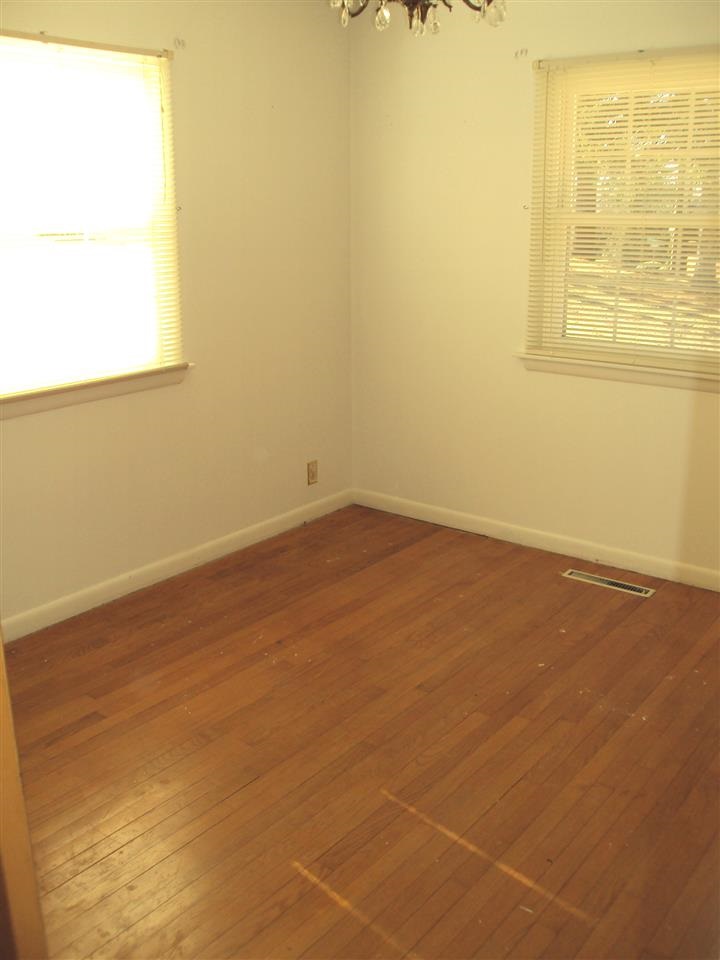 5288 Epworth Road Newburgh, IN 47630 - Photo 10 of 29 Gallery Image 10