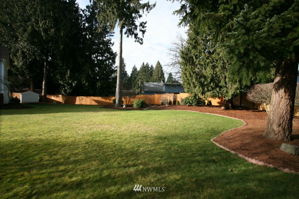 14505 144th Place Southeast Renton, WA 98059 - Photo 12 of 16