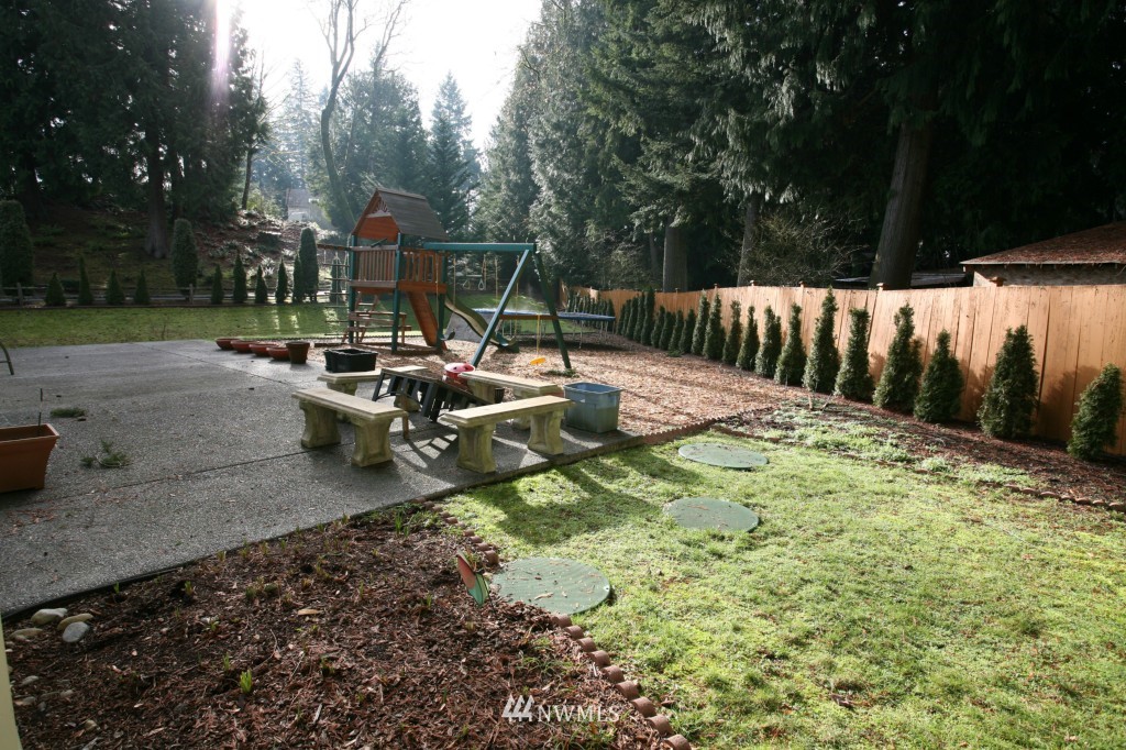 14505 144th Place Southeast Renton, WA 98059 - Photo 14 of 16