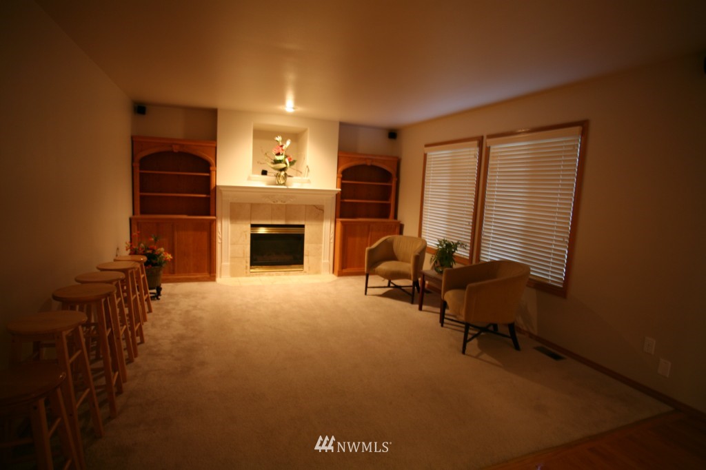 14505 144th Place Southeast Renton, WA 98059 - Photo 9 of 16