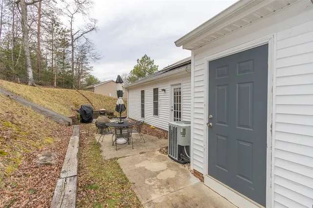 $239,000 | 100 Forrester Drive, Unit 205 ASHTON DRIVE, Liberty, SC 29657