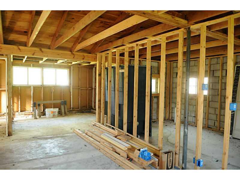 229 Farnsworth Road Celina, OH 45822 - Photo 4 of 9 Gallery Image 4