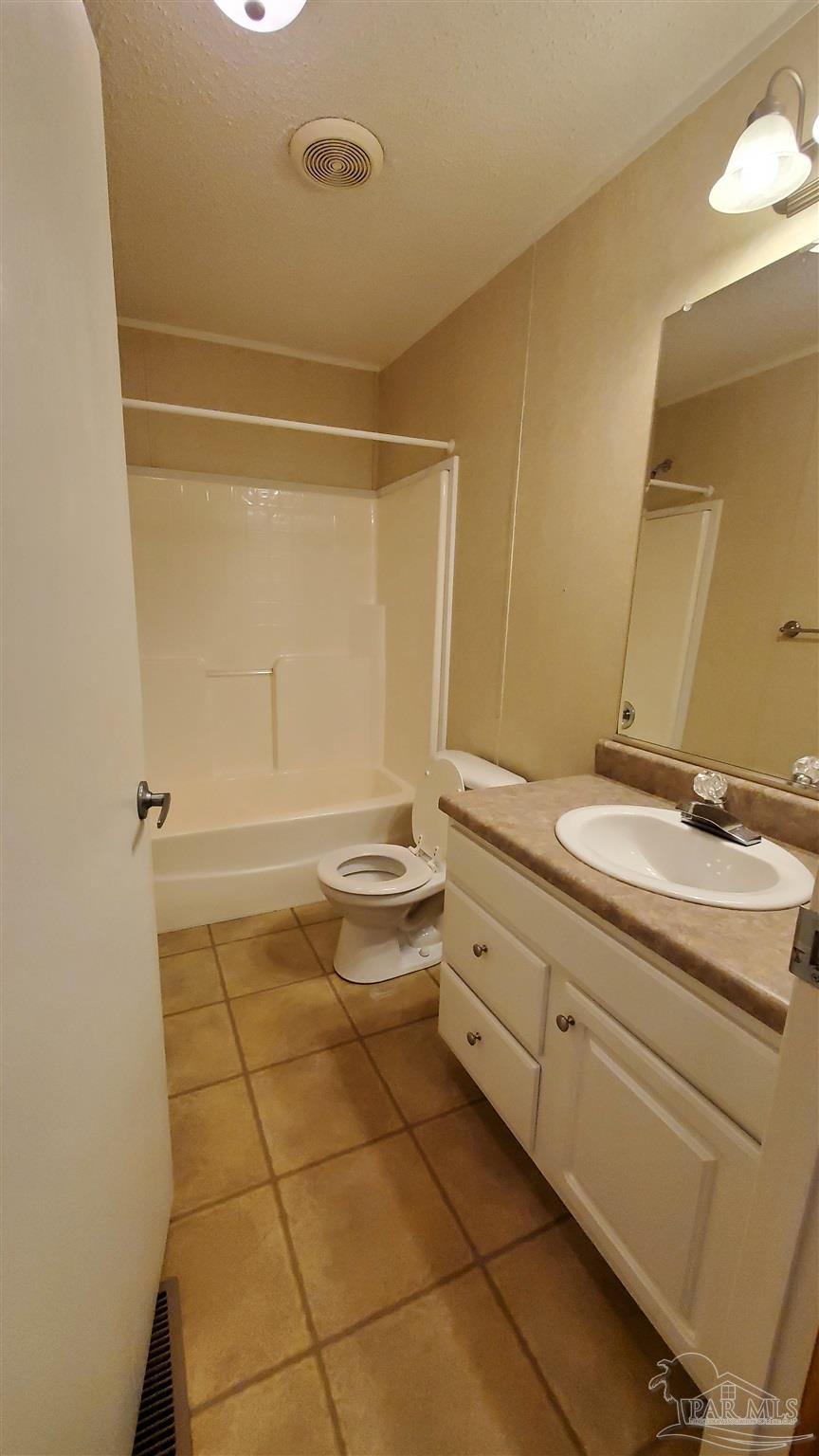 6787 Barnhill Road Milton, FL 32570 - Photo 13 of 23 Gallery Image 13