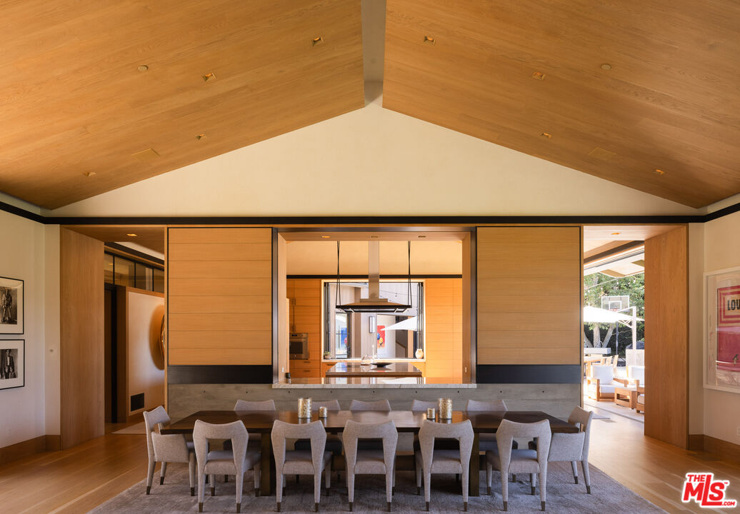 859 Woodacres Road Santa Monica, CA 90402 - Photo 15 of 55