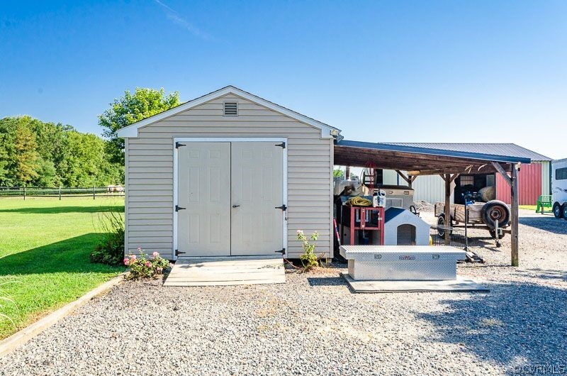 1222 Smokey Road Aylett, VA 23009 - Photo 15 of 32 Gallery Image 15
