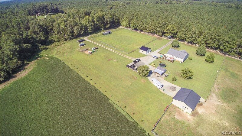 1222 Smokey Road Aylett, VA 23009 - Photo 32 of 32 Gallery Image 32