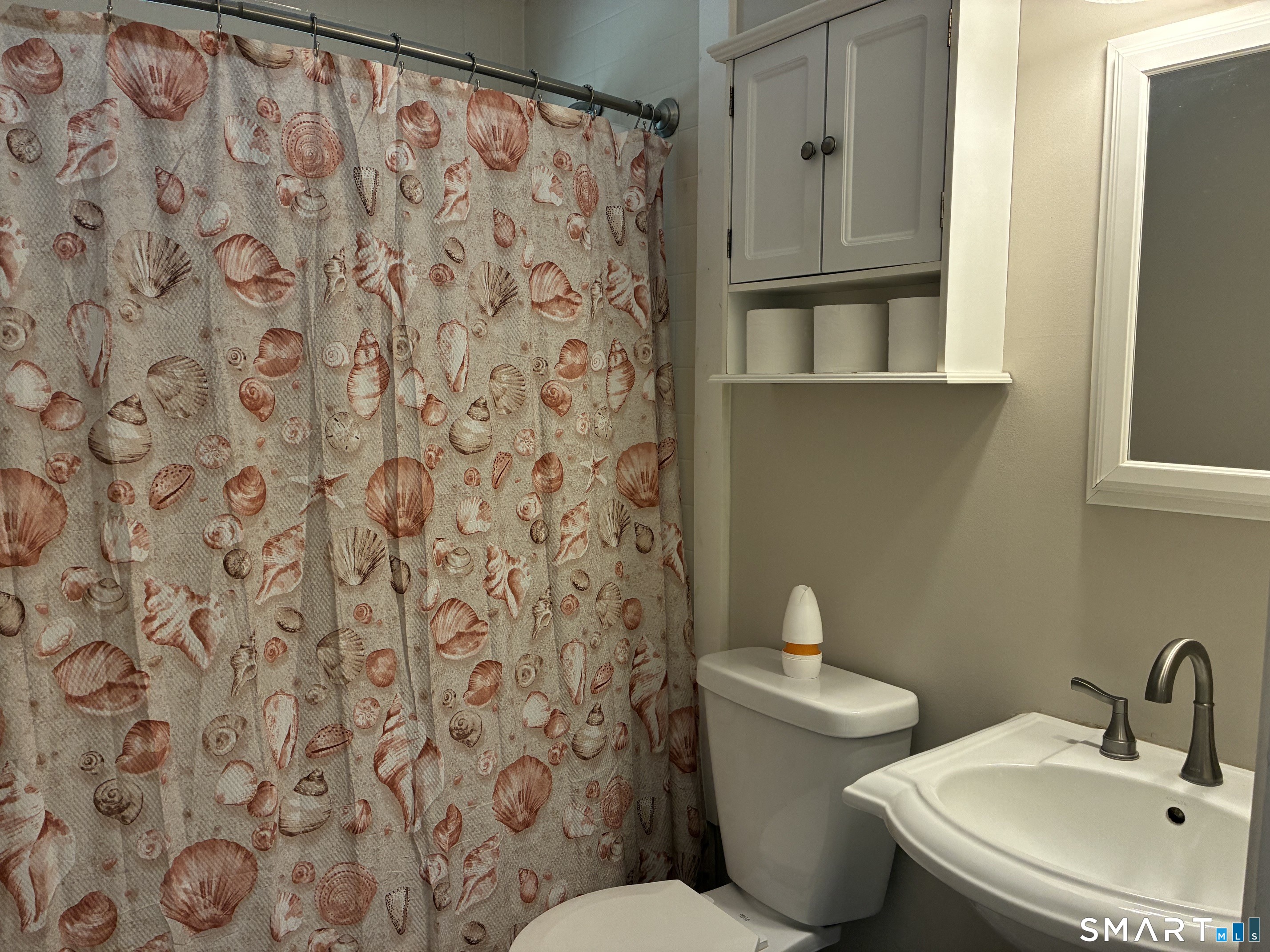 116 Sherman Road Enfield, CT 06082 - Photo 10 of 17 Gallery Image 10