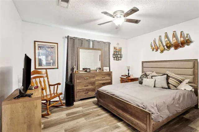 $170,000 | 720 Heavens Drive, Unit 8, Mandeville, LA 70471