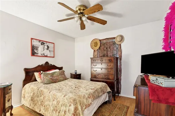 $170,000 | 720 Heavens Drive, Unit 8, Mandeville, LA 70471