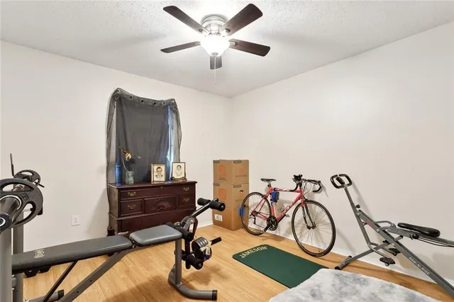 $170,000 | 720 Heavens Drive, Unit 8, Mandeville, LA 70471