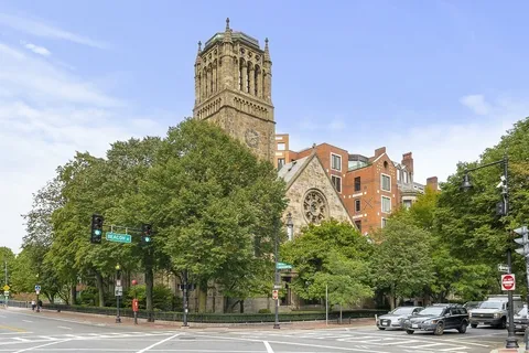 $1,680,000 | 492 Beacon Street, Unit 45, Boston, MA 02115