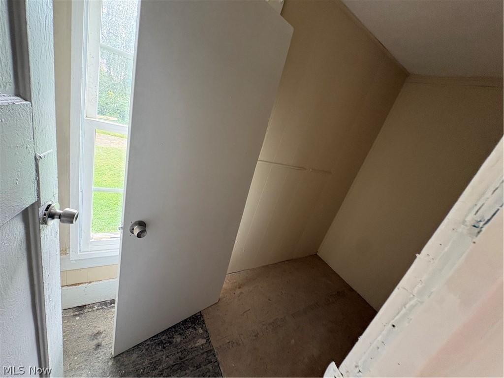 1210 Lawrence Road Northeast Canton, OH 44705 - Photo 34 of 38 Gallery Image 34