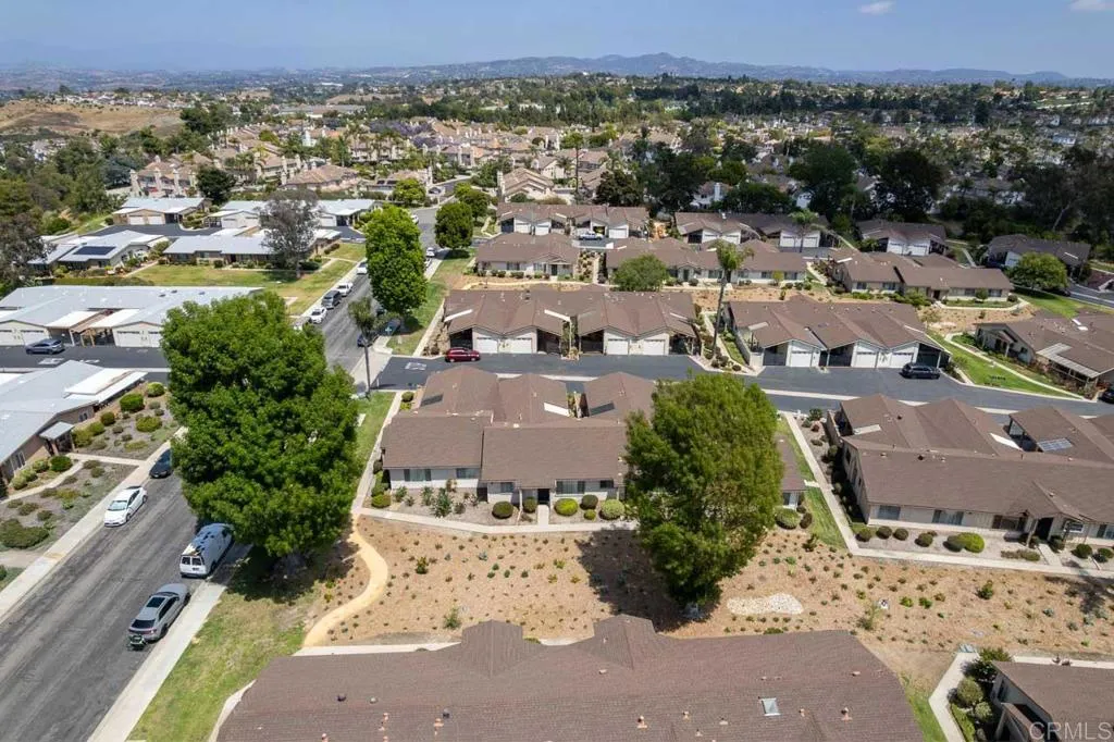 1025 Plover Way, Unit 3 Oceanside, CA 92057 - Photo 23 of 28