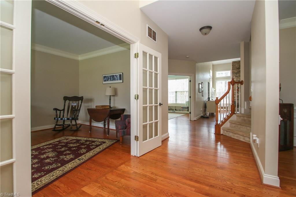 8007 Ives Drive Oak Ridge, NC 27310 - Photo 6 of 30