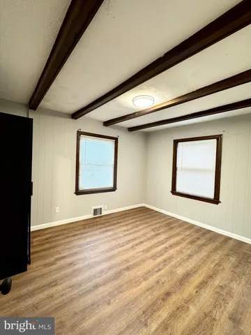 $3,350 | 1111 Edmonston Drive, Rockville, MD 20851