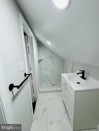 $3,350 | 1111 Edmonston Drive, Rockville, MD 20851