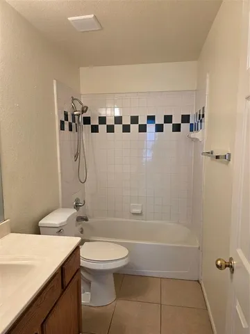 $2,295 | 3820 Harrison Drive, Carrollton, TX 75010