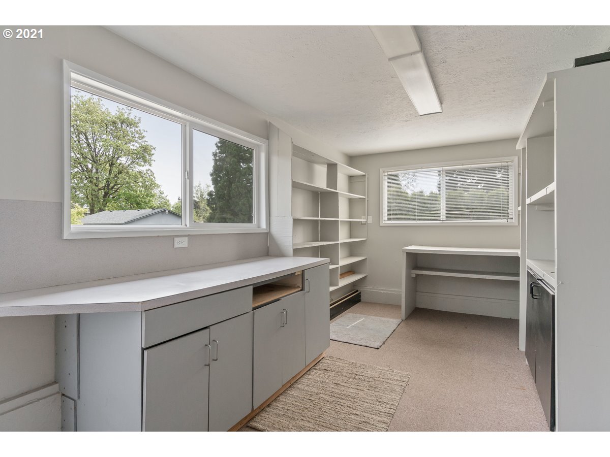 19440 South Meyers Road Oregon City, OR 97045 - Photo 22 of 32 Gallery Image 22