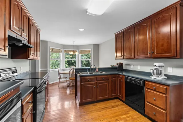 $500,000 | 9713 Homewood Circle, Ooltewah, TN 37363