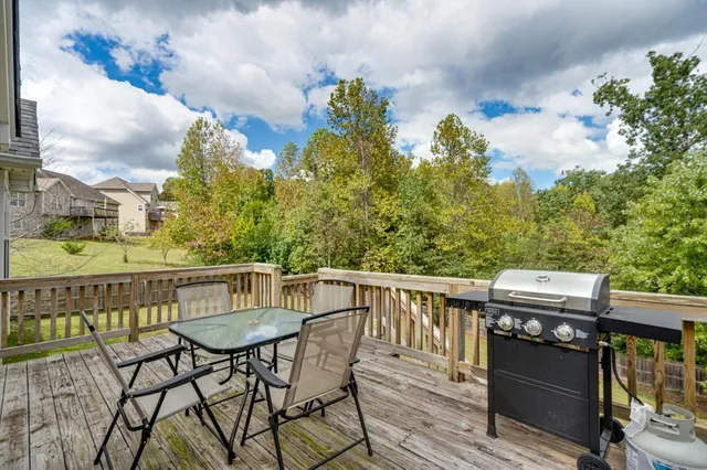 $500,000 | 9713 Homewood Circle, Ooltewah, TN 37363