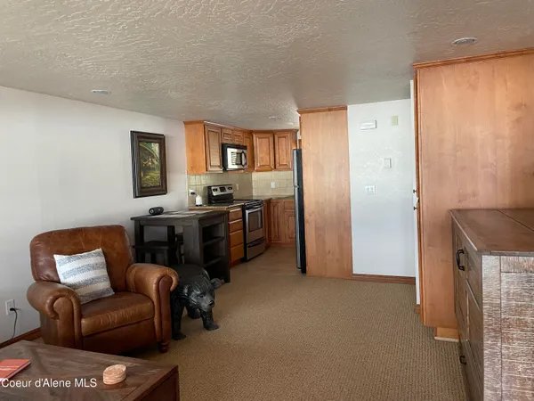 $205,000 | 34152 Lakeside Avenue, Unit 5, Bayview, ID 83803