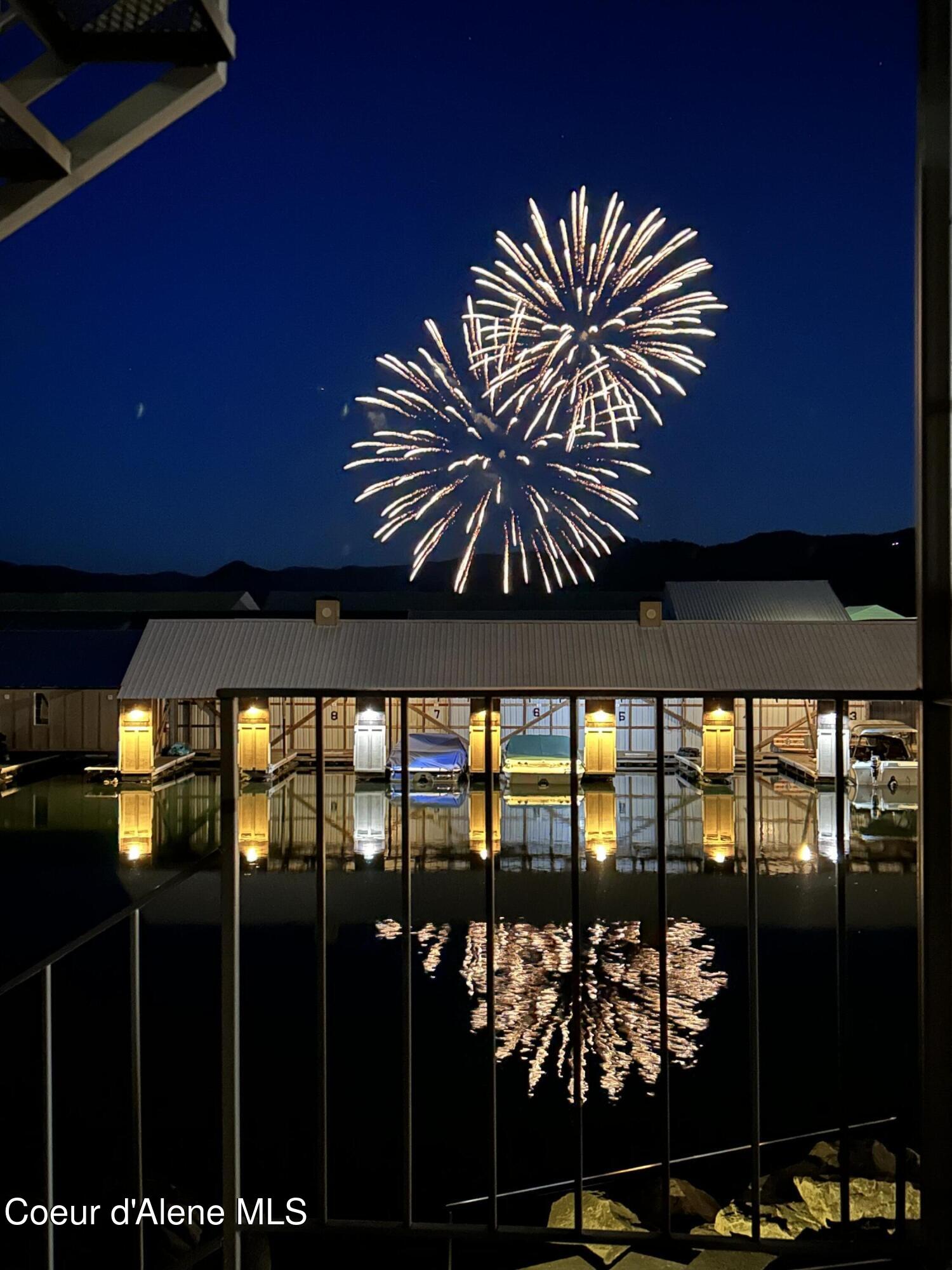 34152 Lakeside Avenue, Unit 5 Bayview, ID 83803 - Photo 34 of 36 Fireworks
