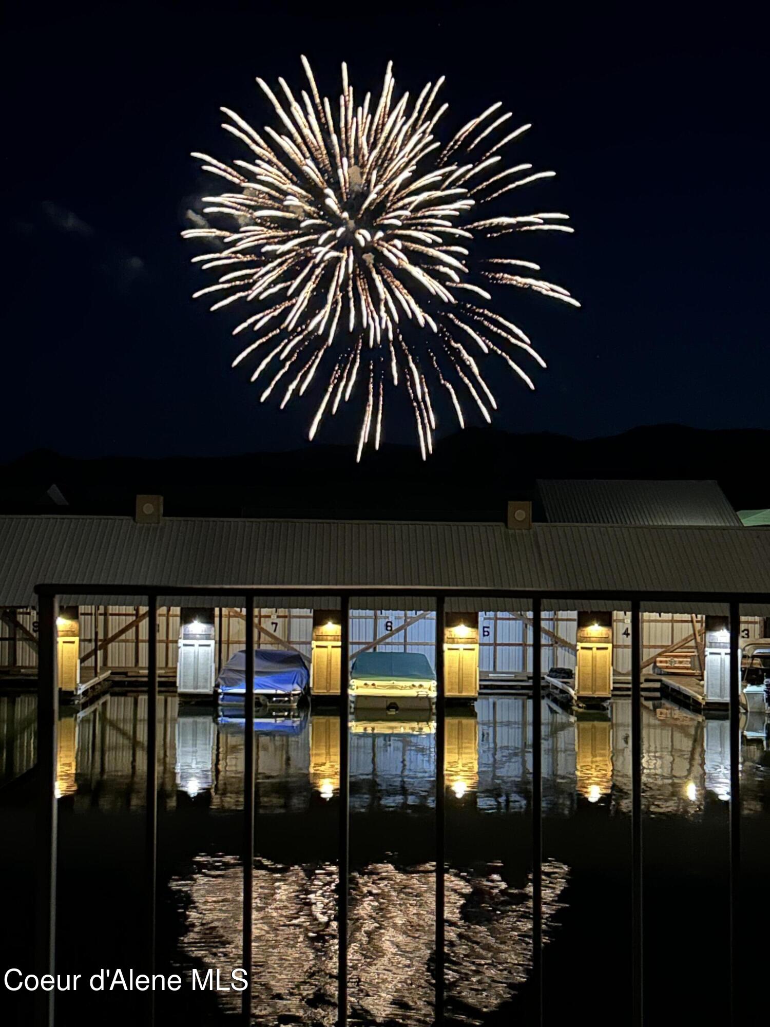 34152 Lakeside Avenue, Unit 5 Bayview, ID 83803 - Photo 36 of 36 Fireworks
